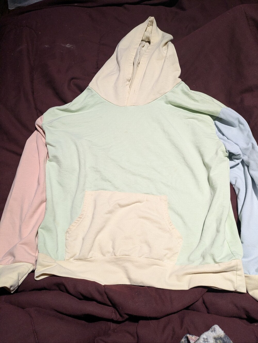 SHEIN Pastel Colorblock Hoodie | Retro Aesthetic | Soft Size L Coastal
